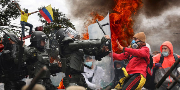 Kolombiya’da neler oluyor? Kolombiya halkı neyi protesto ediyor?