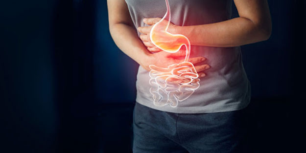 Kolon kanseri hangi belirtilerle ortaya çıkıyor?