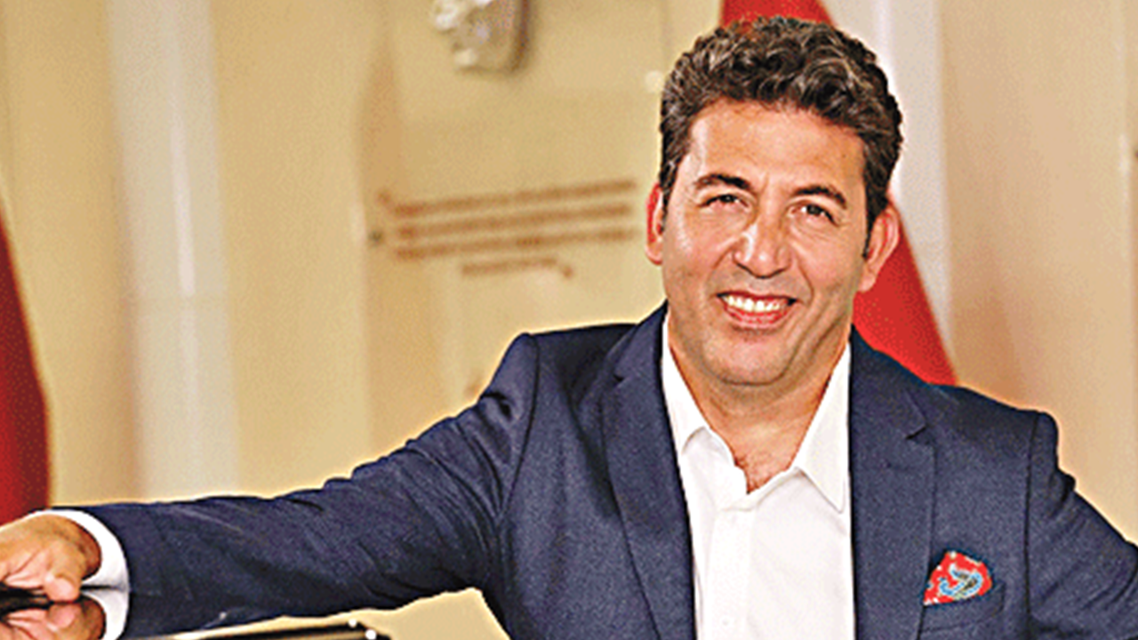 Komedyeni sahneye çıkarmayan Kınay’ın lokantası boykotu delmiş