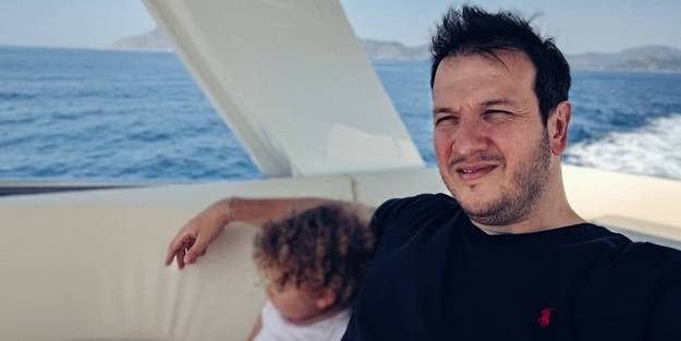 Milyonları ceplerine doldurup 'halktan biri' rolünü kesiyorlar!