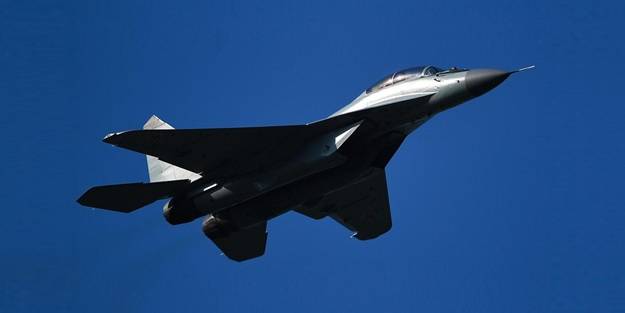 Komisyon sevk edildi! Rusya'da savaş uçağı düştü