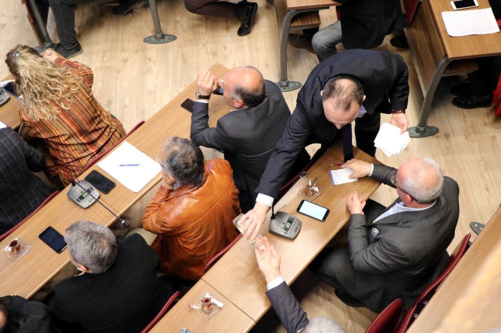 Komisyon toplantısında 