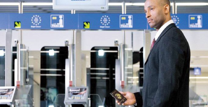 'Komisyonun tavsiyesinden ‘vizeler kalktı’ anlamı çıkmaz'