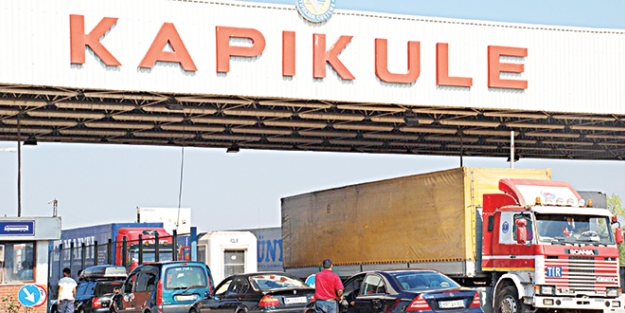 Komşu sınırı kapattı