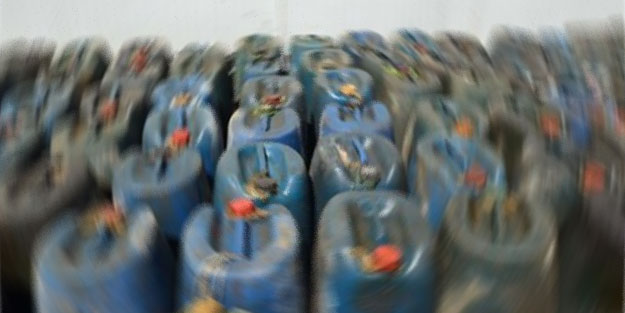 Komşuda 1 milyon litre kaçak yakıt ele geçirildi