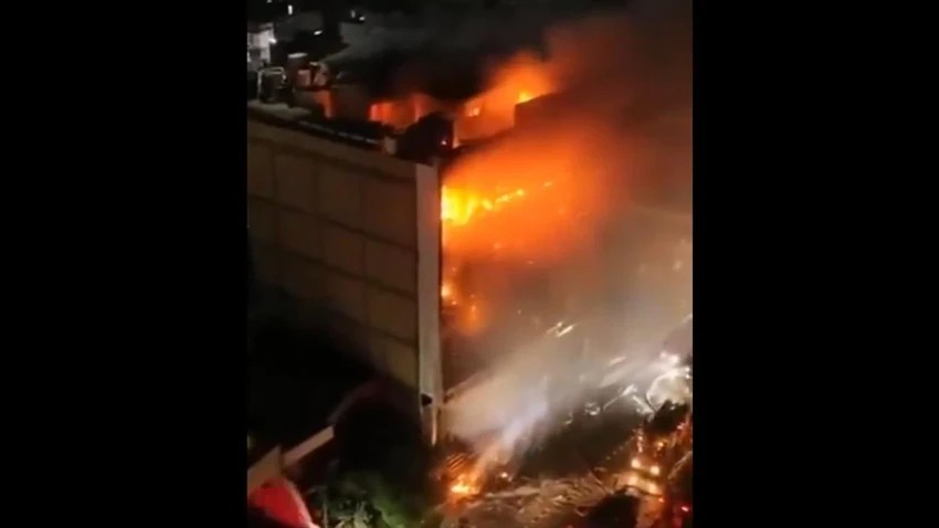 Komşuda büyük felaket! 50 kişi diri diri yandı