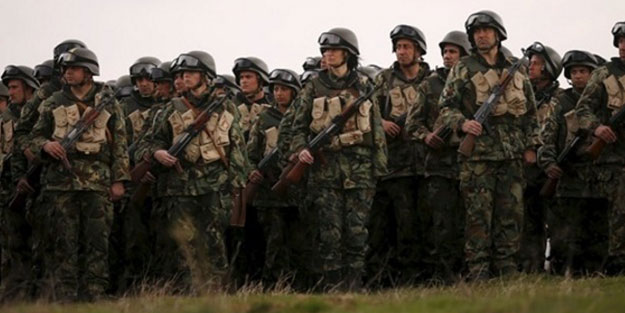Komşu, Türkiye sınırına asker yığdı