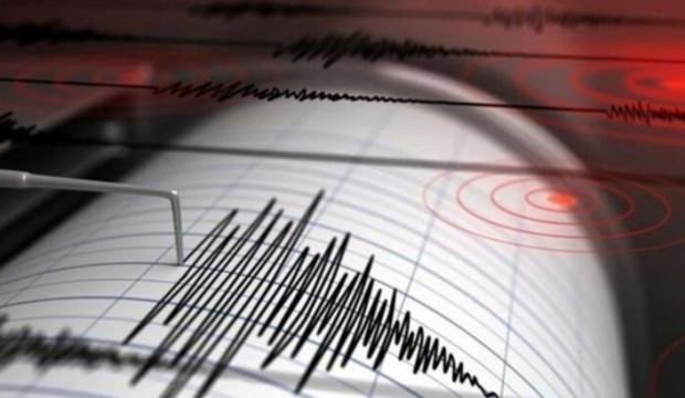 Komşu'da korkutan deprem!