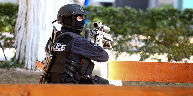 Komşuda rehine krizi