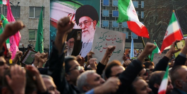 Komşuda sular durulmuyor! Bu kez onlar sokağa indi