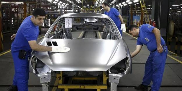 Komşuda yerli otomobil isyanı: Arabalarımız ne güvenli ne de kaliteli