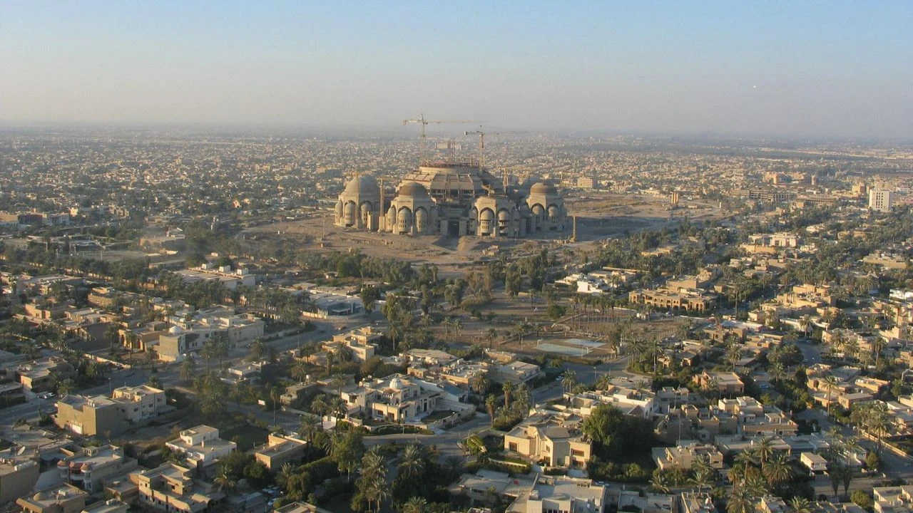 Komşuda yoksullara özel kampanya: 10 bin konut ve 12 bin arsa neredeyse bedava!