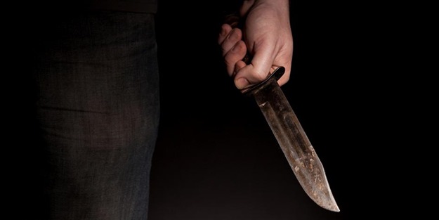 Komşular arasında gürültü kavgası: 4 kişi yaralandı