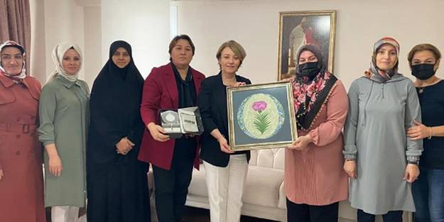 'Komşum Hoşgeldin' ziyareti