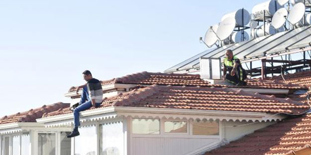 Komşunun uzattığı eli tutarak intihardan vazgeçti