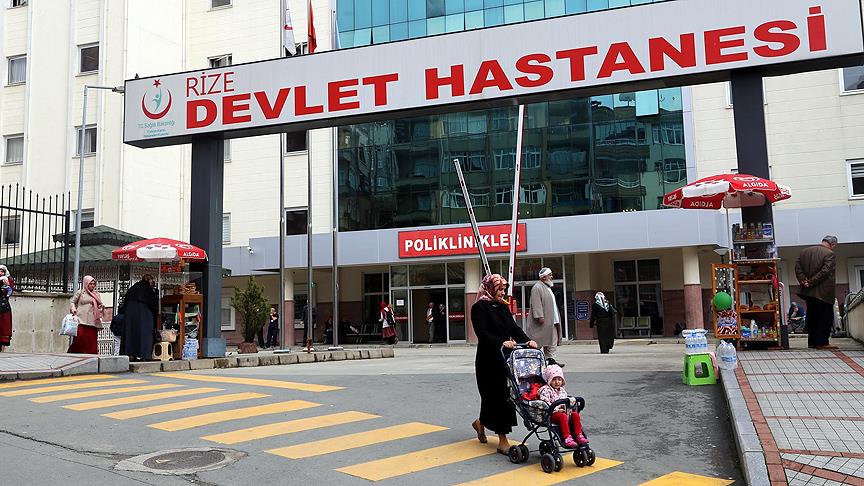 Komşusunu elektrik akımından kurtardı, kendisi öldü