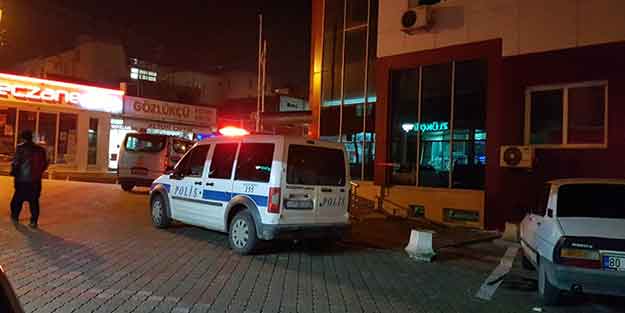 Komşusunu yaraladı! Emniyette kendini astı