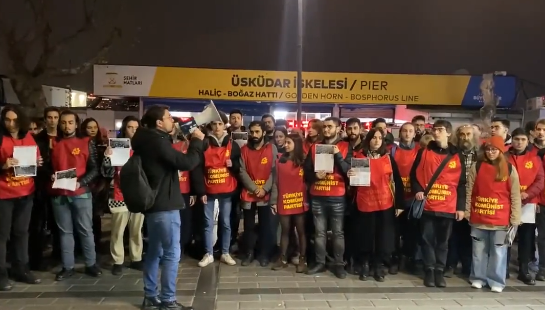 Komünistler Üsküdar'da buluştu: Bu ülkede bir tane bile tarikat bırakmayacağız!
