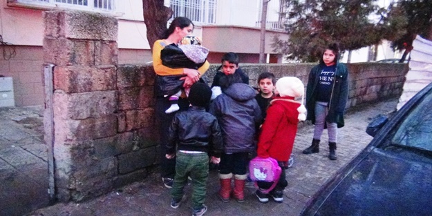 Kömür sobası patladı