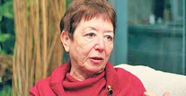 Konakçı hocaya saldıranlar, Oya Baydar'a sessizler!