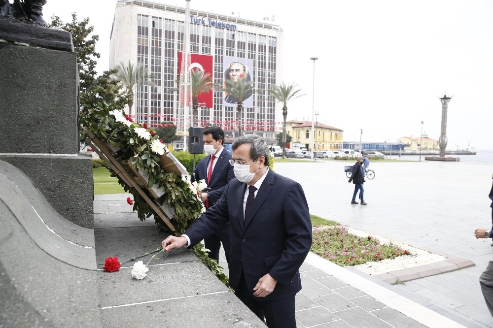 Konaklı çocuklara 23 Nisan sürprizi 