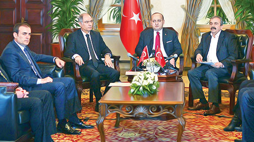 Kongreye git, silahı bırak