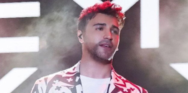 Konser verirken sahneden düştü! Sağlık durumu açıklandı...