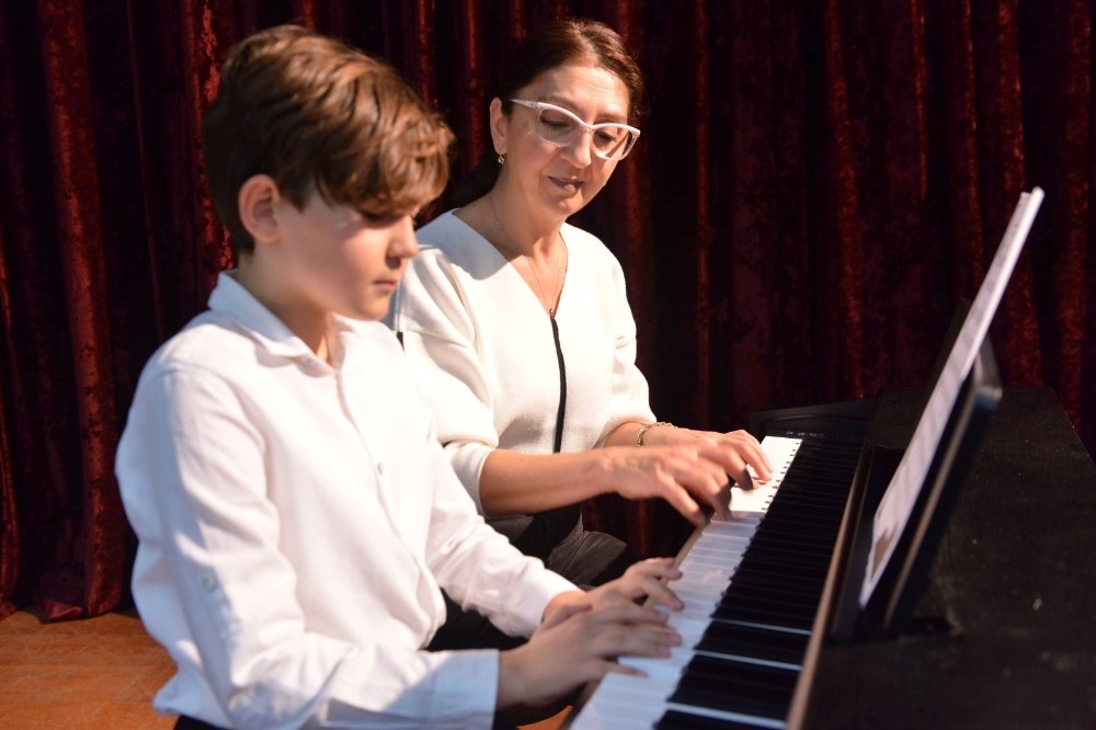 Konservatuar öğrencilerinden piyano dinletisi 