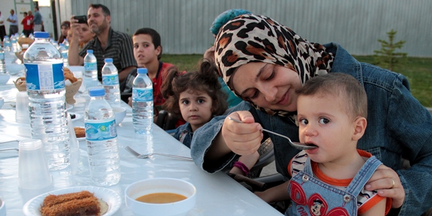 Konteyner kentte iftar bayramı