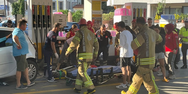 Kontrolden çıkan araç akaryakıt istasyonuna girdi