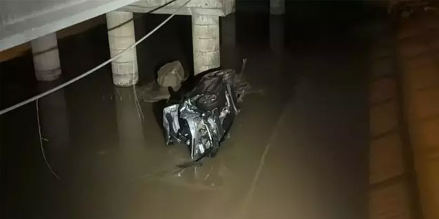 Kontrolden çıkan otomobil Kızılırmak’a uçtu