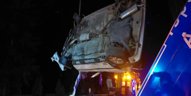 Kontrolden çıkan otomobil şarampole yuvarlandı