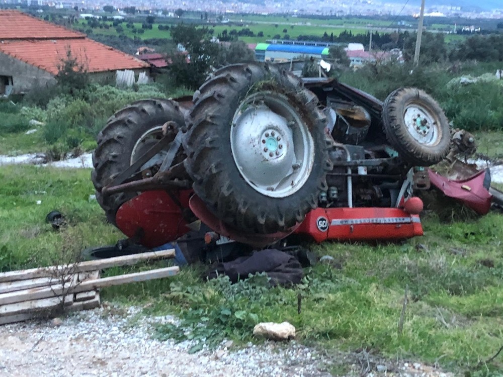 Kontrolden çıkan traktör can aldı 