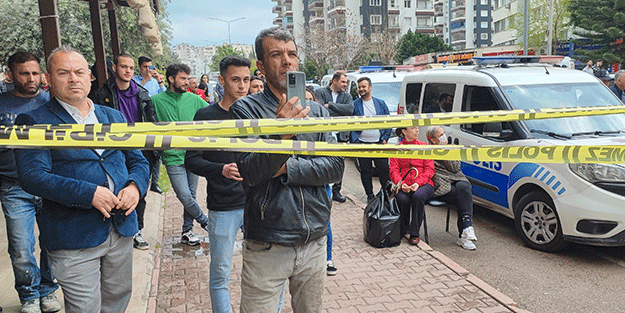 Kontrollü yıkımı film izler gibi izlediler