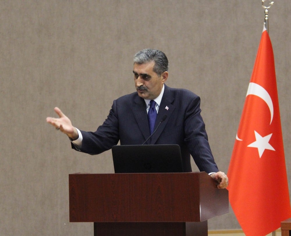 Konuk: “Pancar tarlada büyüdükçe bitkisel üretimi de hayvancılığı da büyütür” 