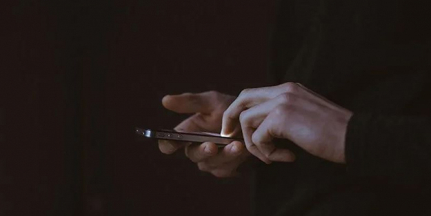 Konum bilgilerini izinsiz satın alıyorlar! Tüm bilgiler ellerinde