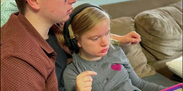 Konuşamayan kız kardeşi için geliştirdi, pek çok ailenin hayatına dokundu!