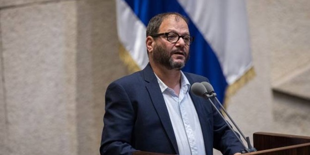 Konuşmasını kesmeye çalıştılar! İsrailli muhalif vekil, Meclis'ten çıkarıldı