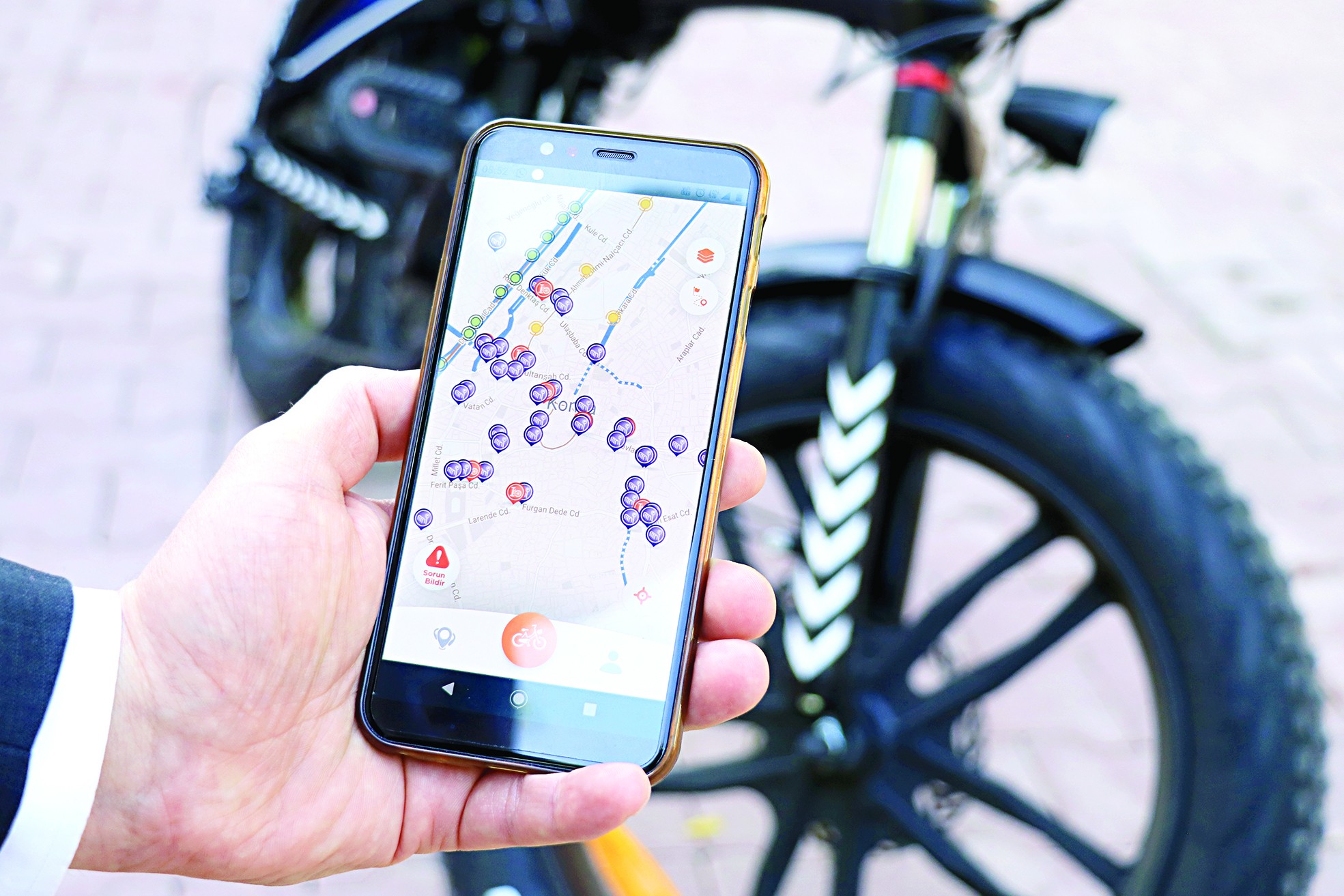 Konya BB hayata geçirdi! ‘ABUS’la bisiklete güvenli yol imkanı