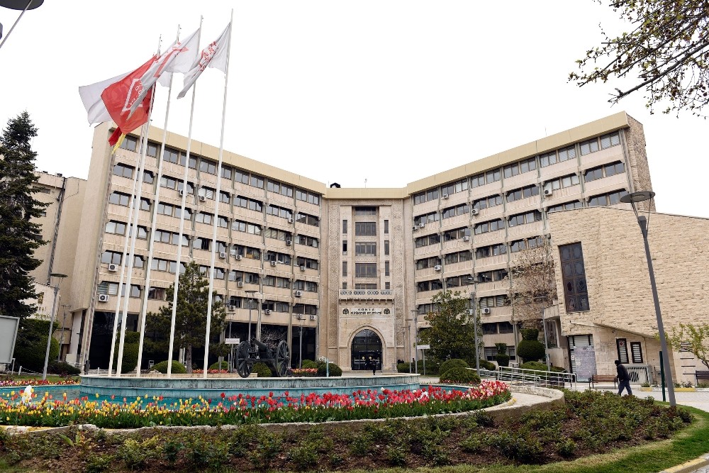 Konya Büyükşehir Belediyesi geçici hizmet binalarına taşınıyor 