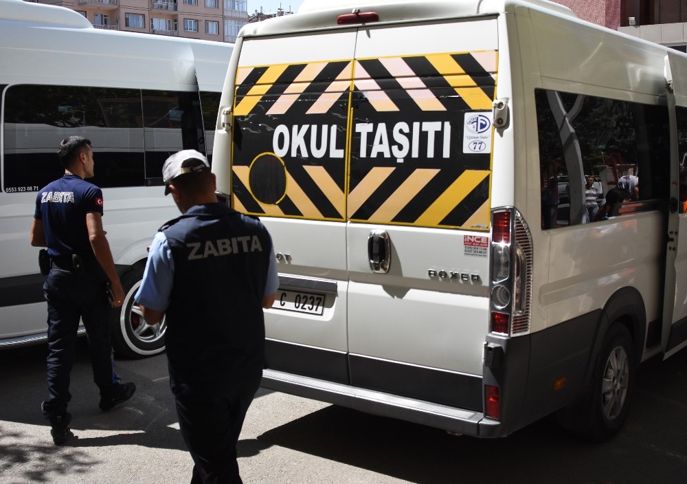 Konya Büyükşehir’den okul servis araçlarına sıkı denetim 