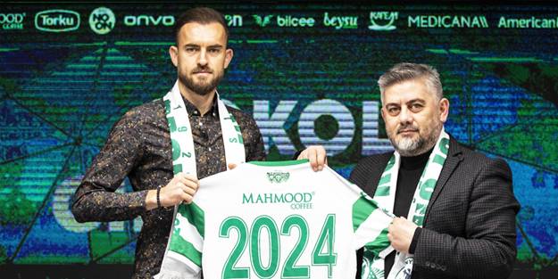 Konya, forvetiyle devam etti