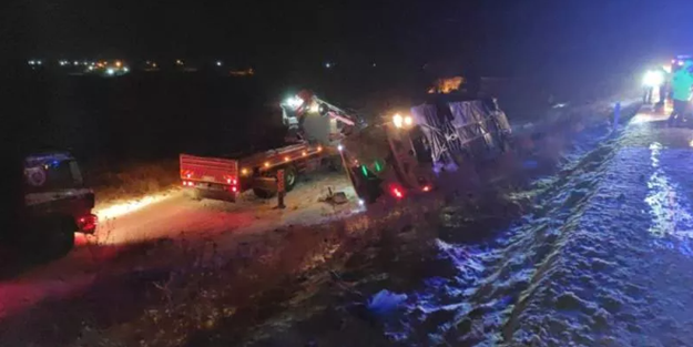 Konya güne facia haberi ile uyandı: 5 ölü, 38 yaralı!