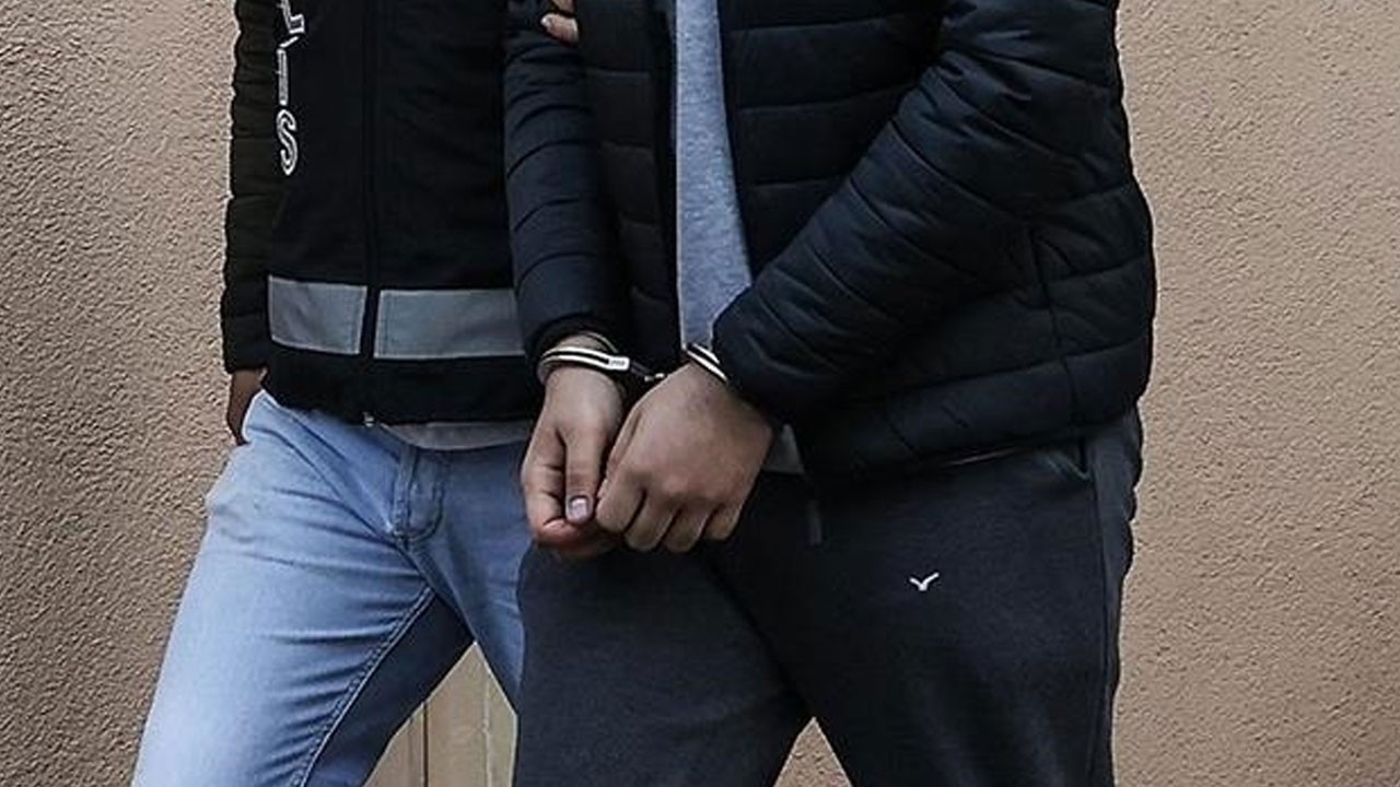 Konya merkezli 9 ilde FETÖ operasyonu! 20 kişi paketlendi