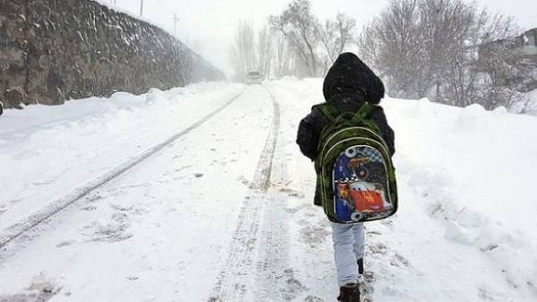 Konya okullar tatil mi Valilik açıklaması 10 Şubat! Konya hangi ilçelerde okullar tatil?