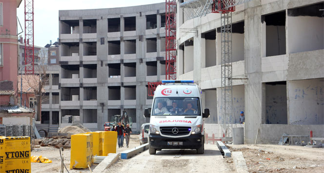 9. kattan düşen inşaat işçisi öldü