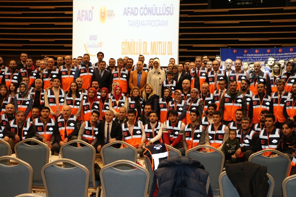 Konya’da AFAD, gönüllüleriyle buluştu 