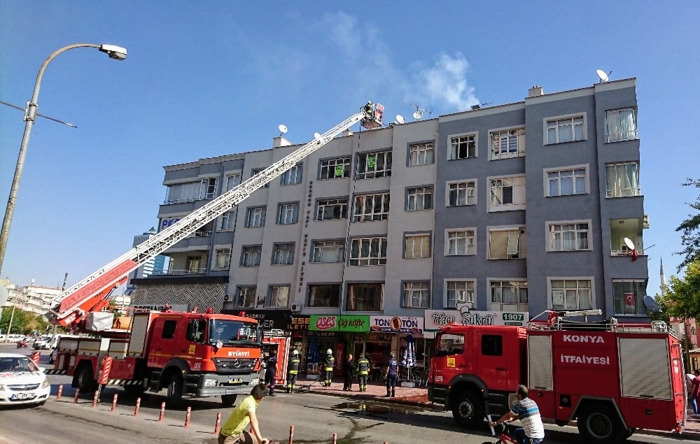 Konya’da apartmanda baca yangını büyümeden söndürüldü 