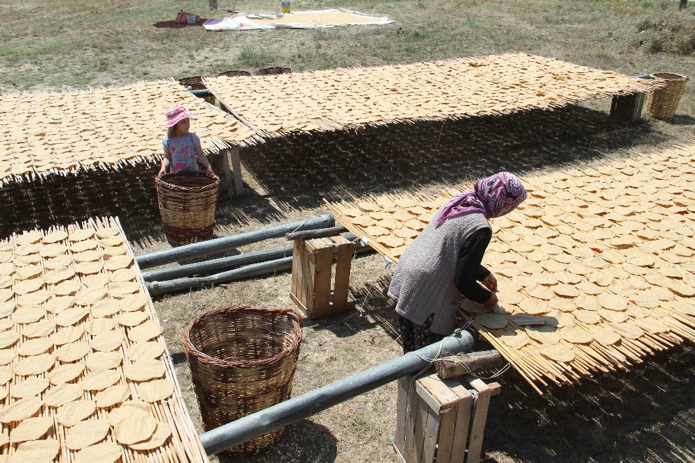 Konya’da asırlık gelenek ’tarhana’ mesaisi başladı 