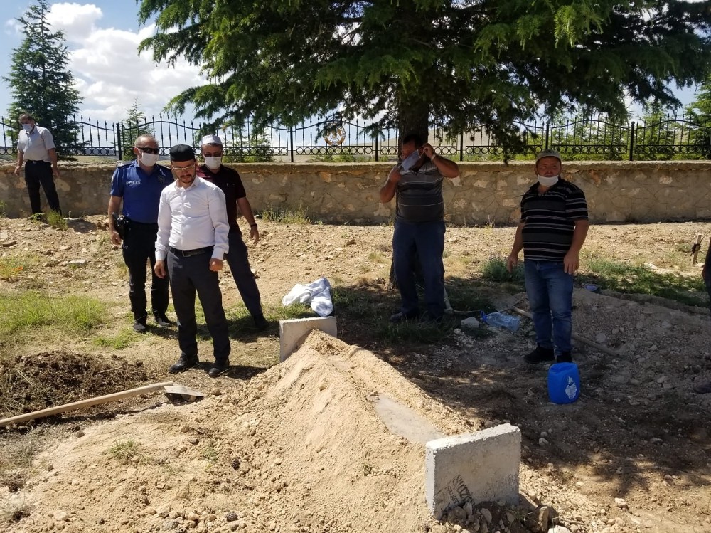Konya’da cesedi bulunan çocuk defnedildi 